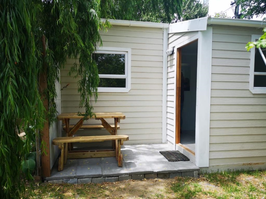 To Let 1 Bedroom Property for Rent in Van Der Stel Western Cape